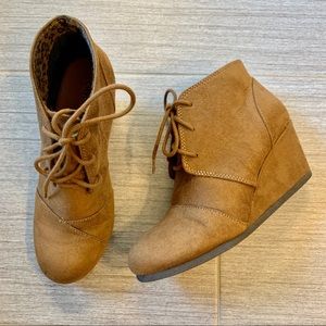 Tan Faux Suede Wedge Ankle Bootie Size 8.5